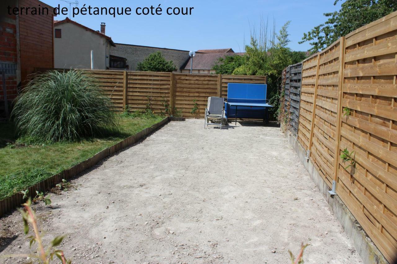 Hotel Le Dervois Montier-en-Der Kültér fotó